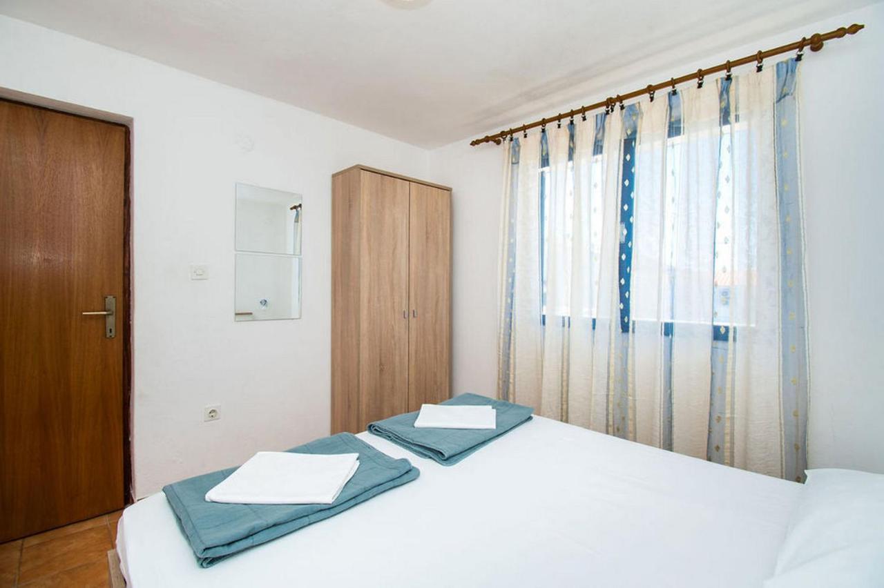 Apartament Crljenko Povljana